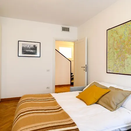 Peaceful Penthouse With Garage By Ndp Rent * Roma