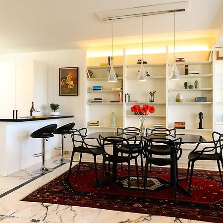 Apartamento Peaceful Penthouse With Garage By Ndp Rent *